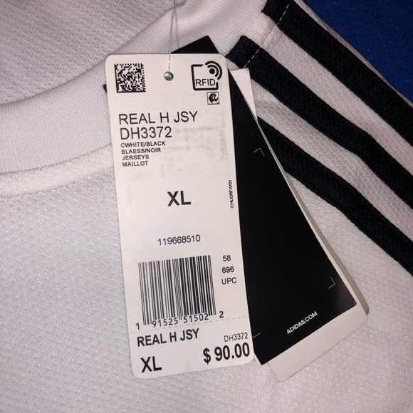 🛑sold🛑Last day available!! Adidas Real Madrid - Picture 3 of 4